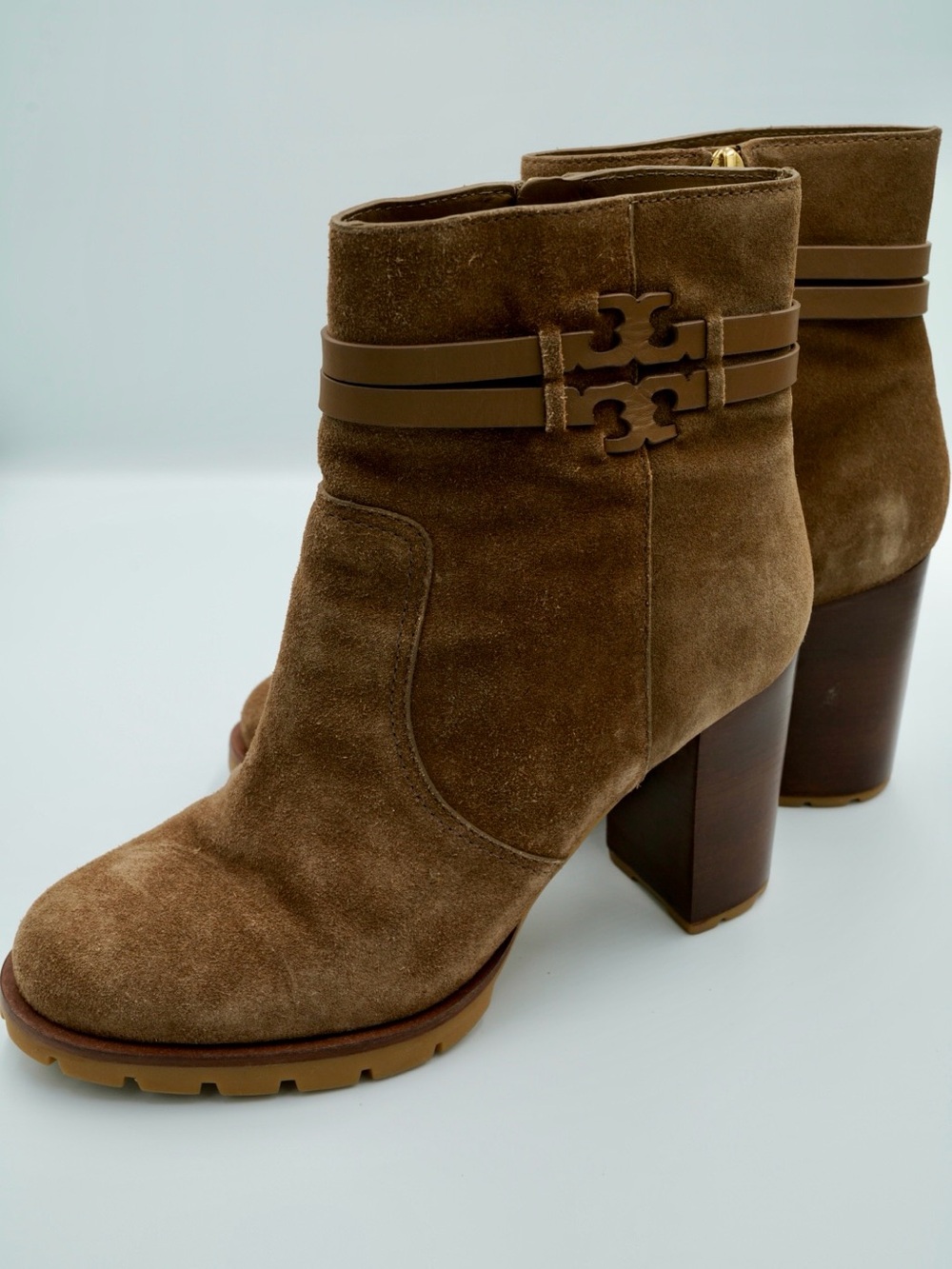 Tory Burch Leigh Suede Lug Sole Ankle Boots Taupe Brown Size 10